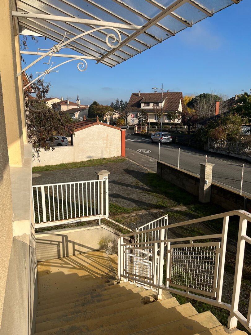 Maison à louer, 137m², Saint-Romain-le-Puy