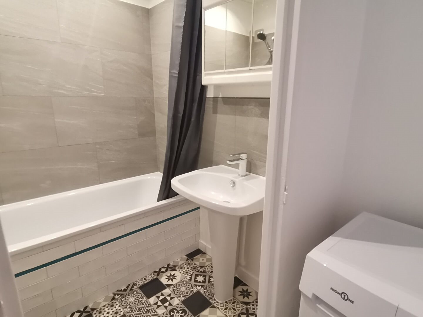 Appartement à louer, 45m², Saint-Etienne