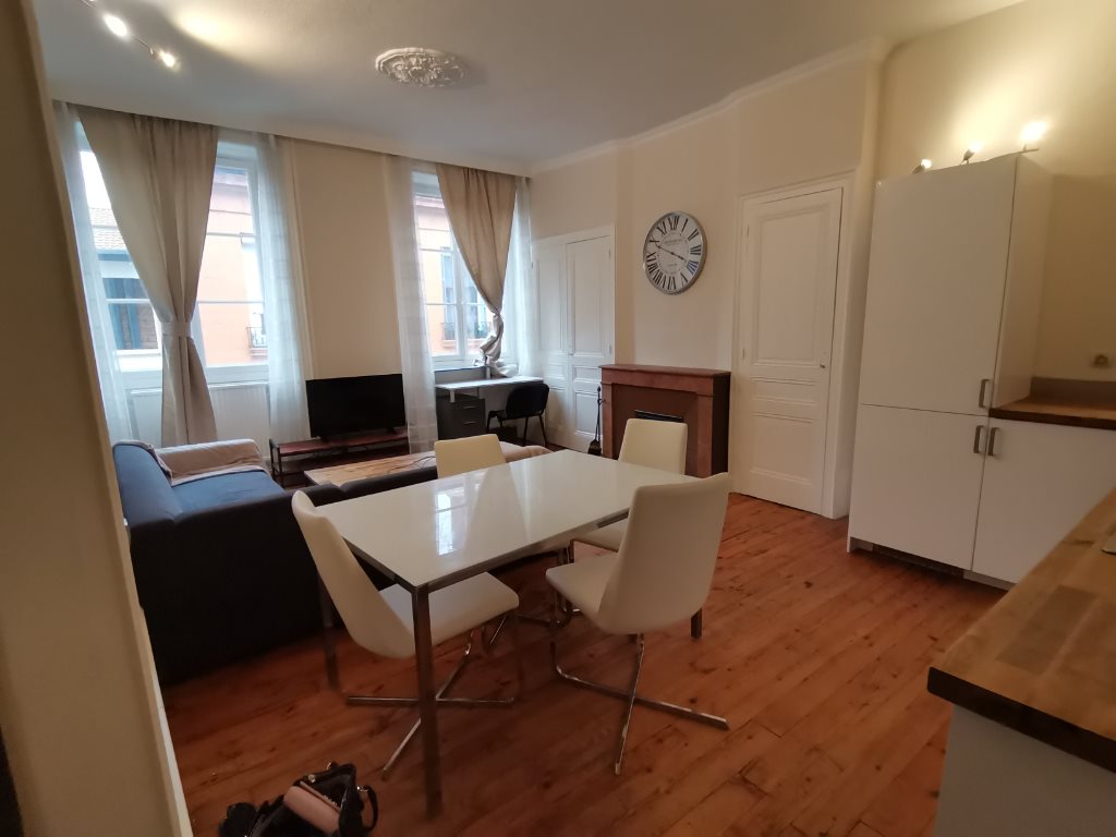Appartement à louer, 89m², Saint-Étienne