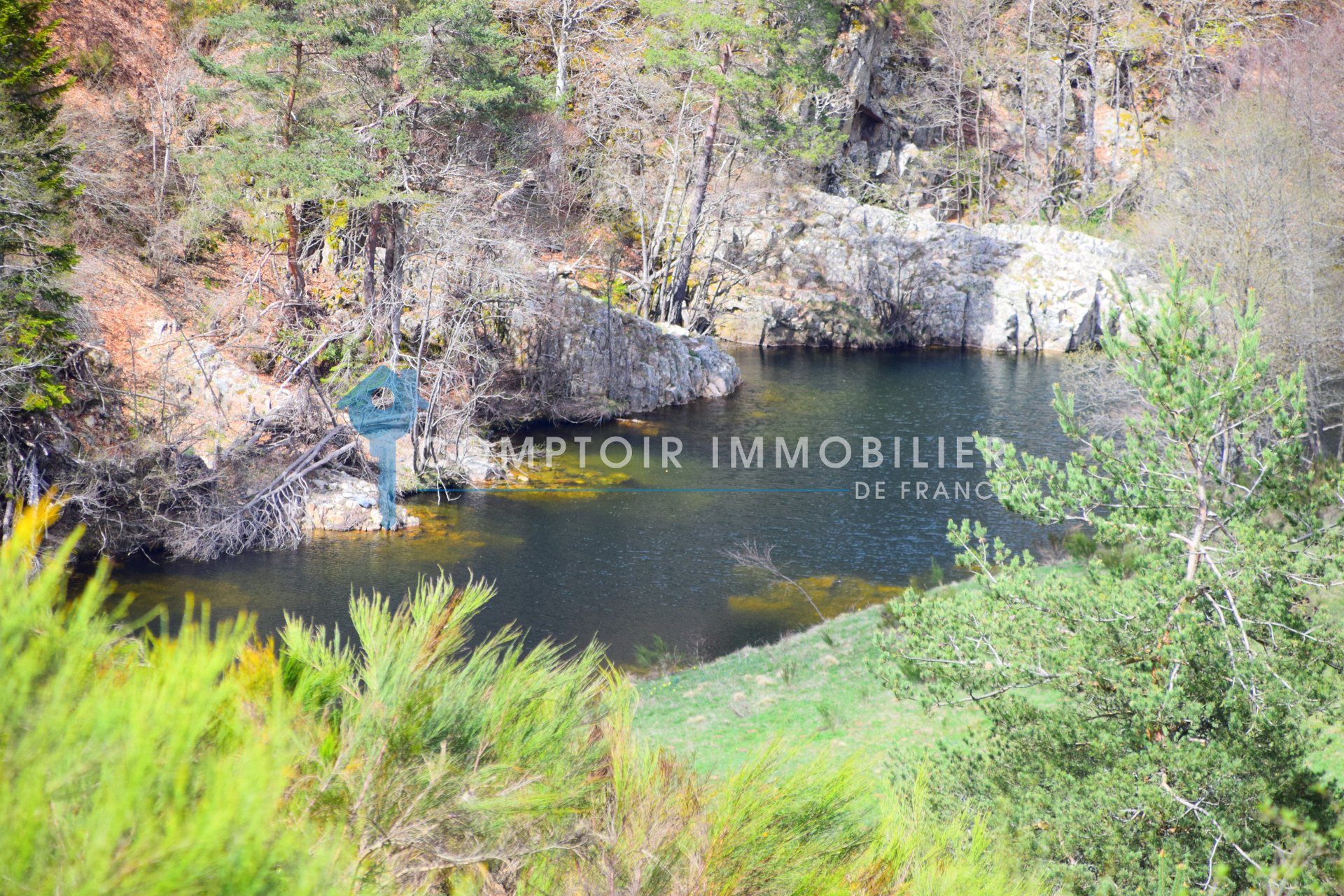 Maison à vendre, 195m², Le Lac-d'Issarlès