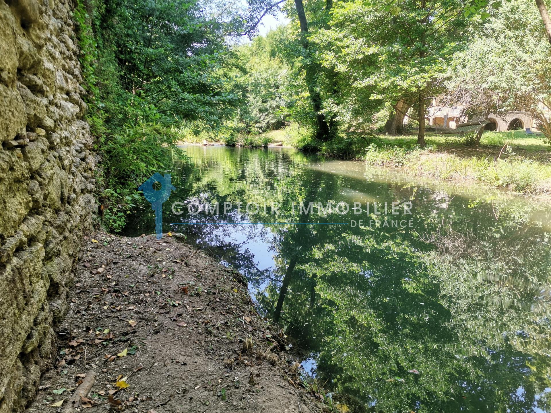 Maison à vendre, 460m², Uzès