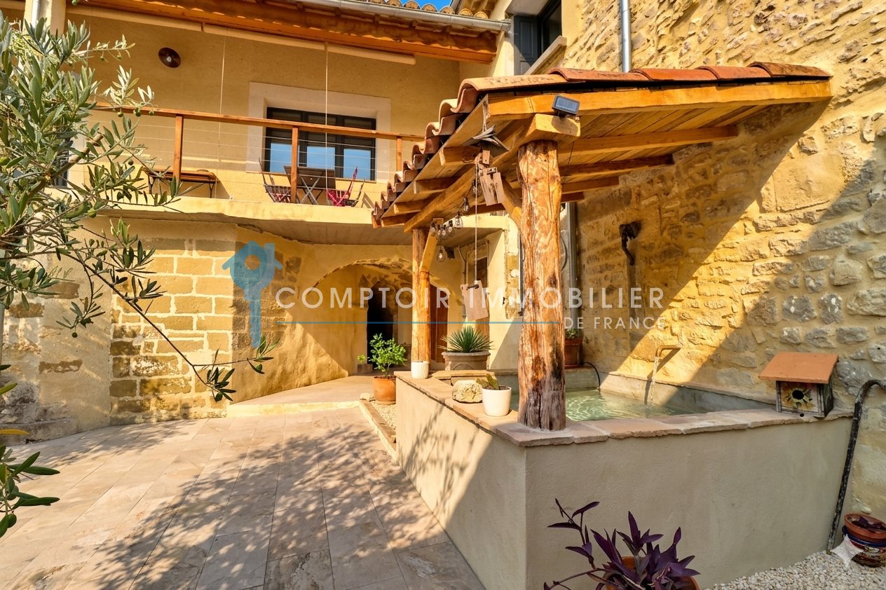 Maison à vendre, 140m², Arpaillargues-et-Aureillac