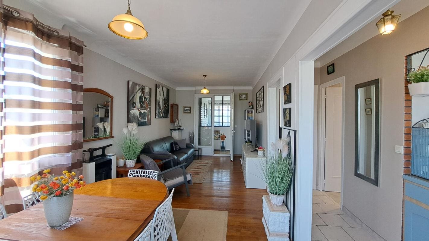 Maison à vendre, 140m², Le Mesnil-Saint-Denis