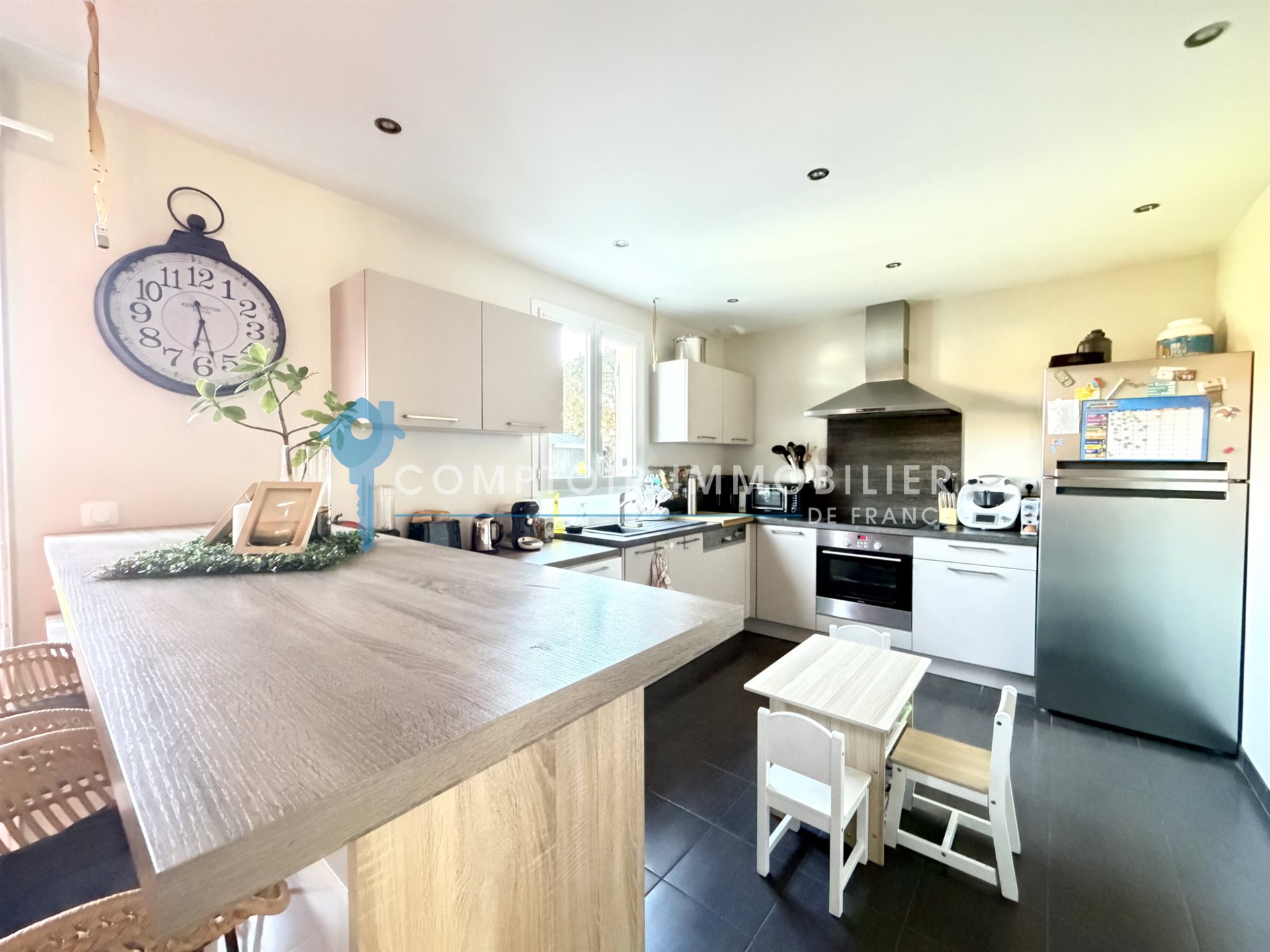 Maison à vendre, 105m², Ardelu