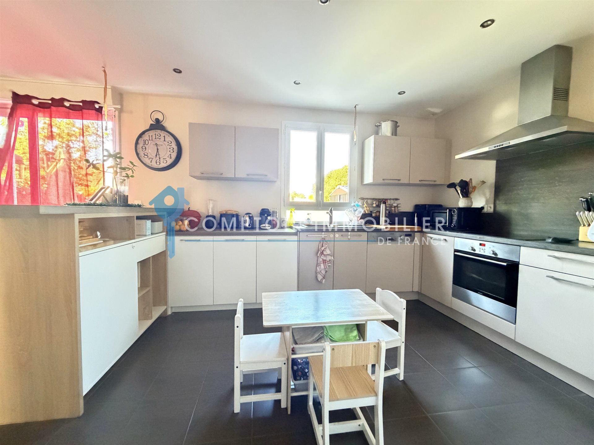 Maison à vendre, 105m², Ardelu