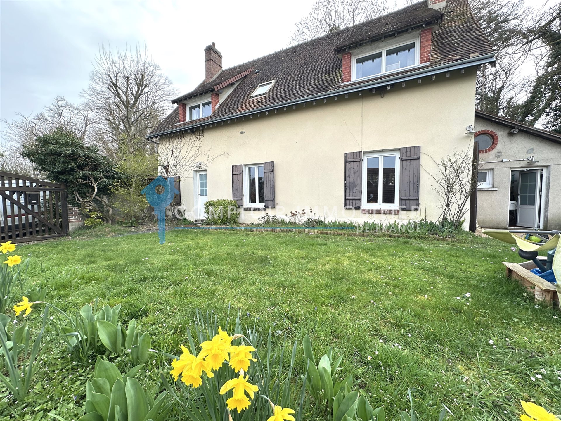 Maison à louer, 136m², Ardelu