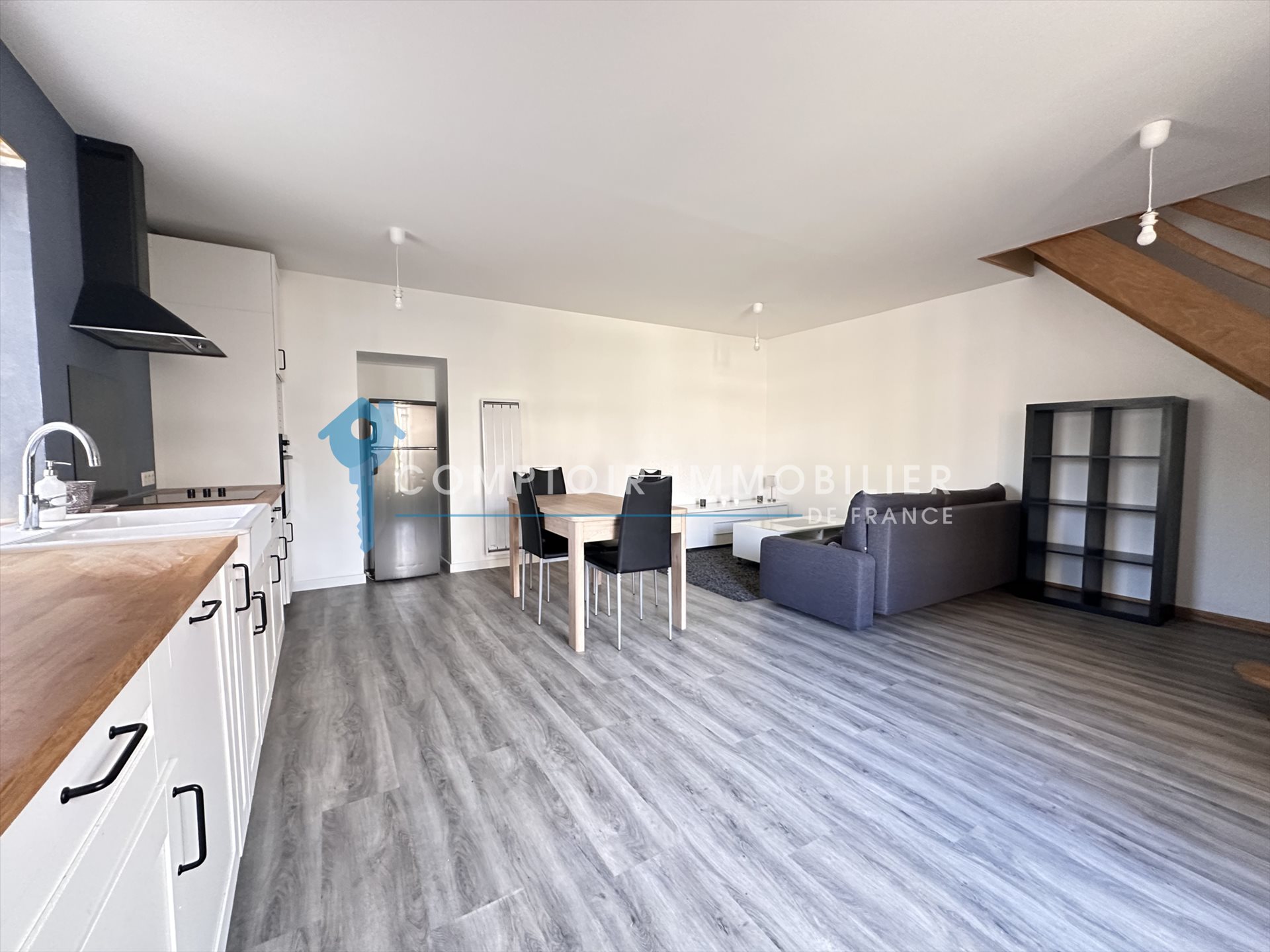 Maison à louer, 60m², Ardelu
