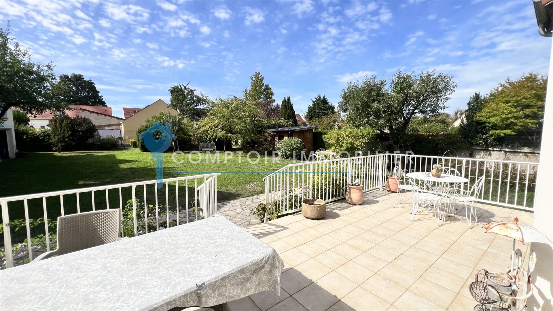 Maison à vendre, 260m², D'Huison-Longueville