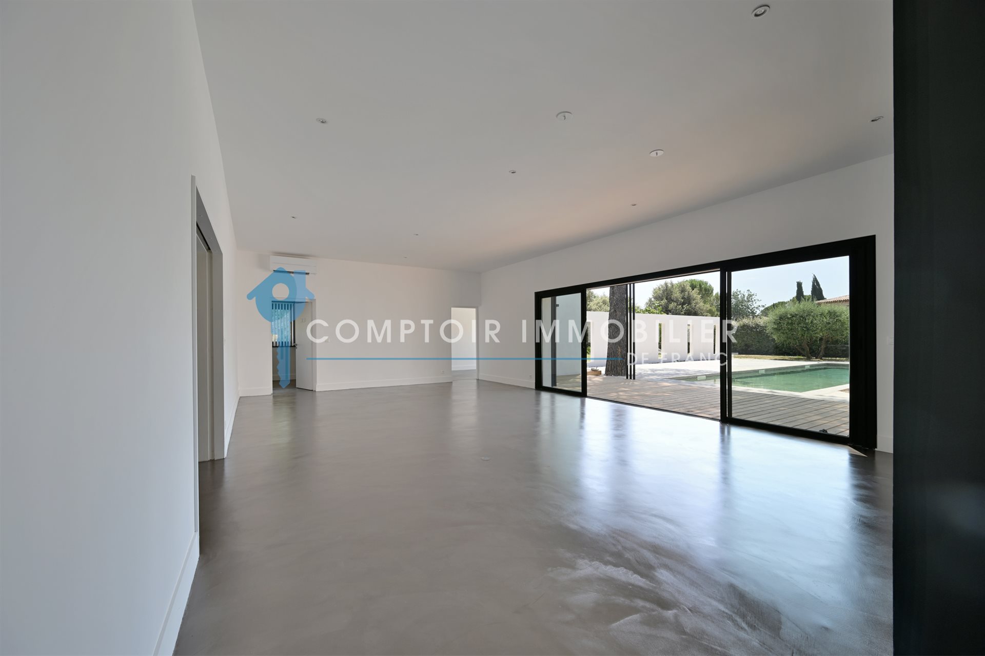 Maison à vendre, 297m², Saint-Clément-de-Rivière