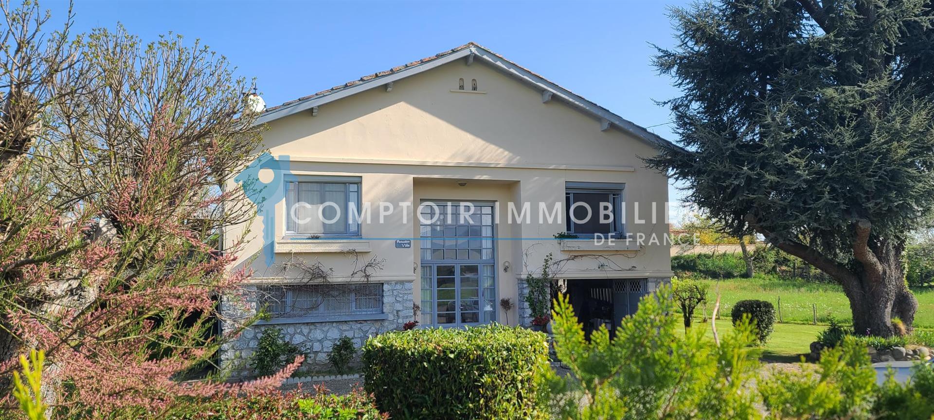 Maison à vendre, 149m², Ausson