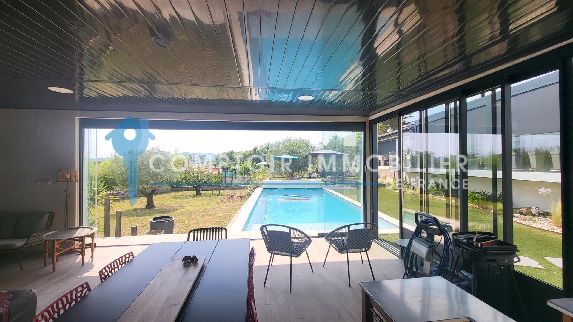 Maison à vendre, 220m², Saint-Privat-des-Vieux
