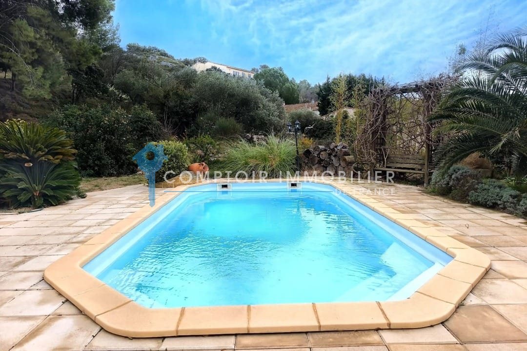 Maison à vendre, 151m², Aramon