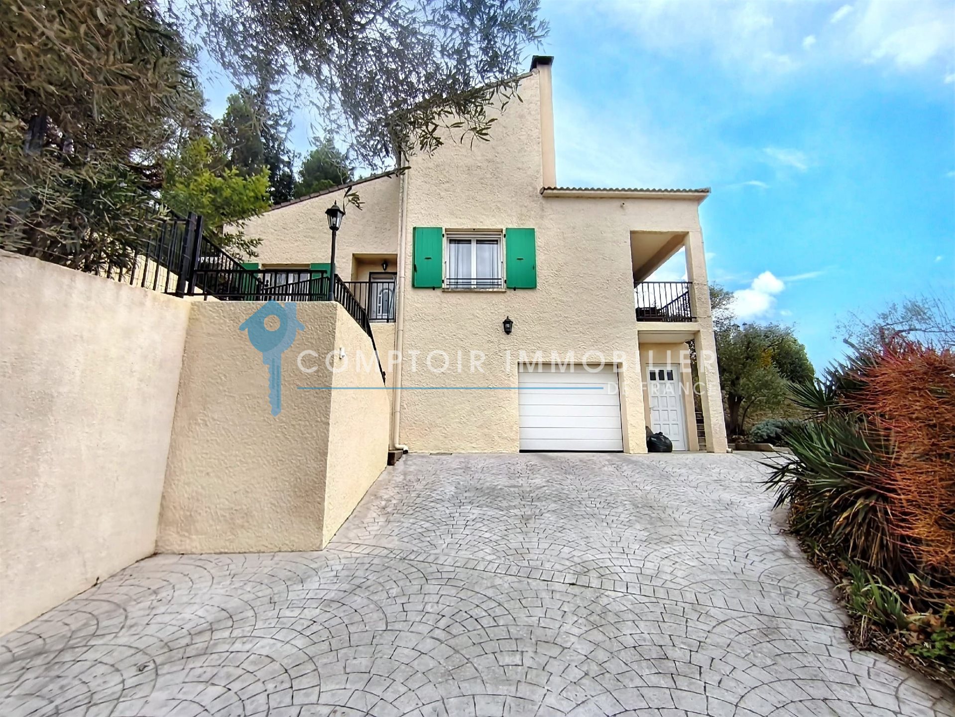Maison à vendre, 151m², Aramon