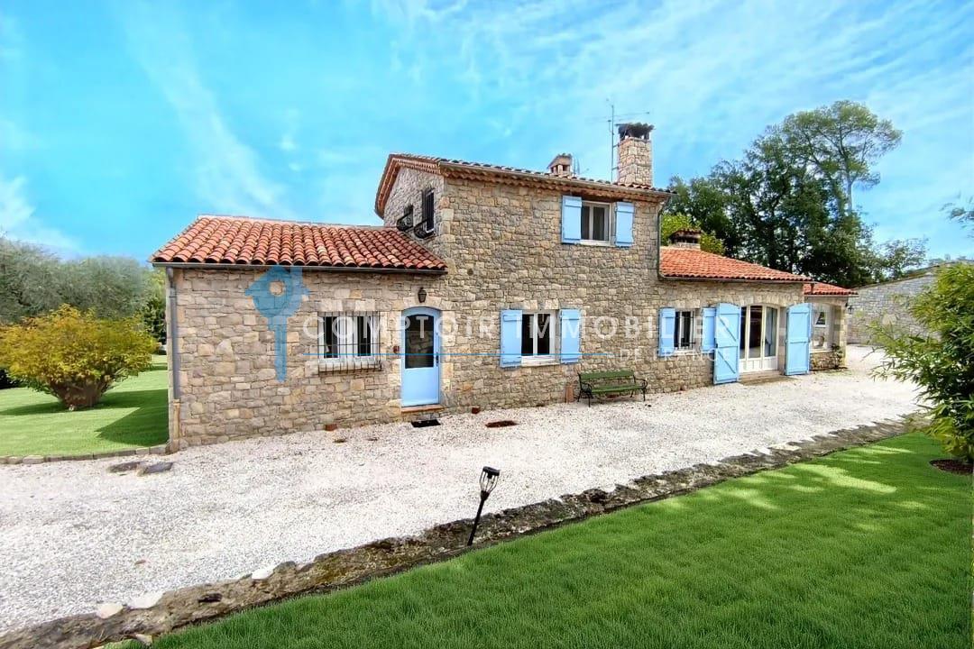 Maison à vendre, 200m², Fréjus