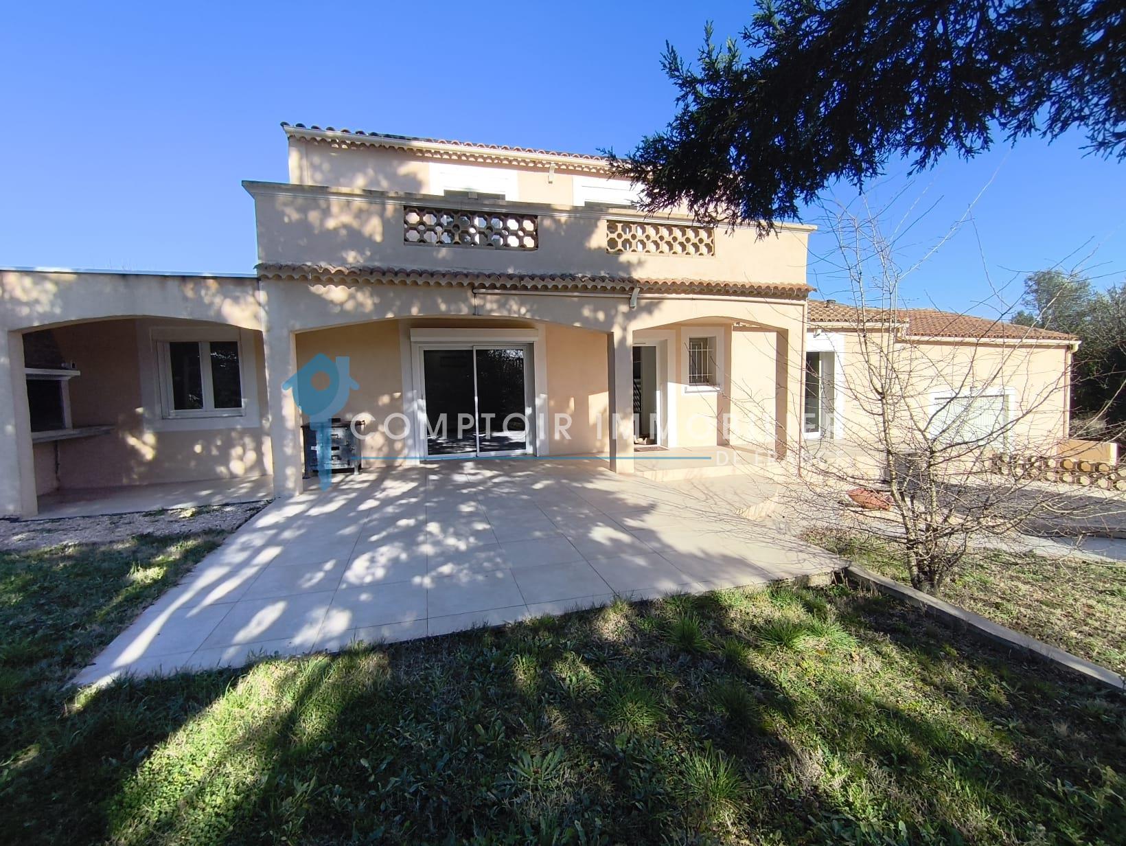 Maison à vendre, 143m², Domazan