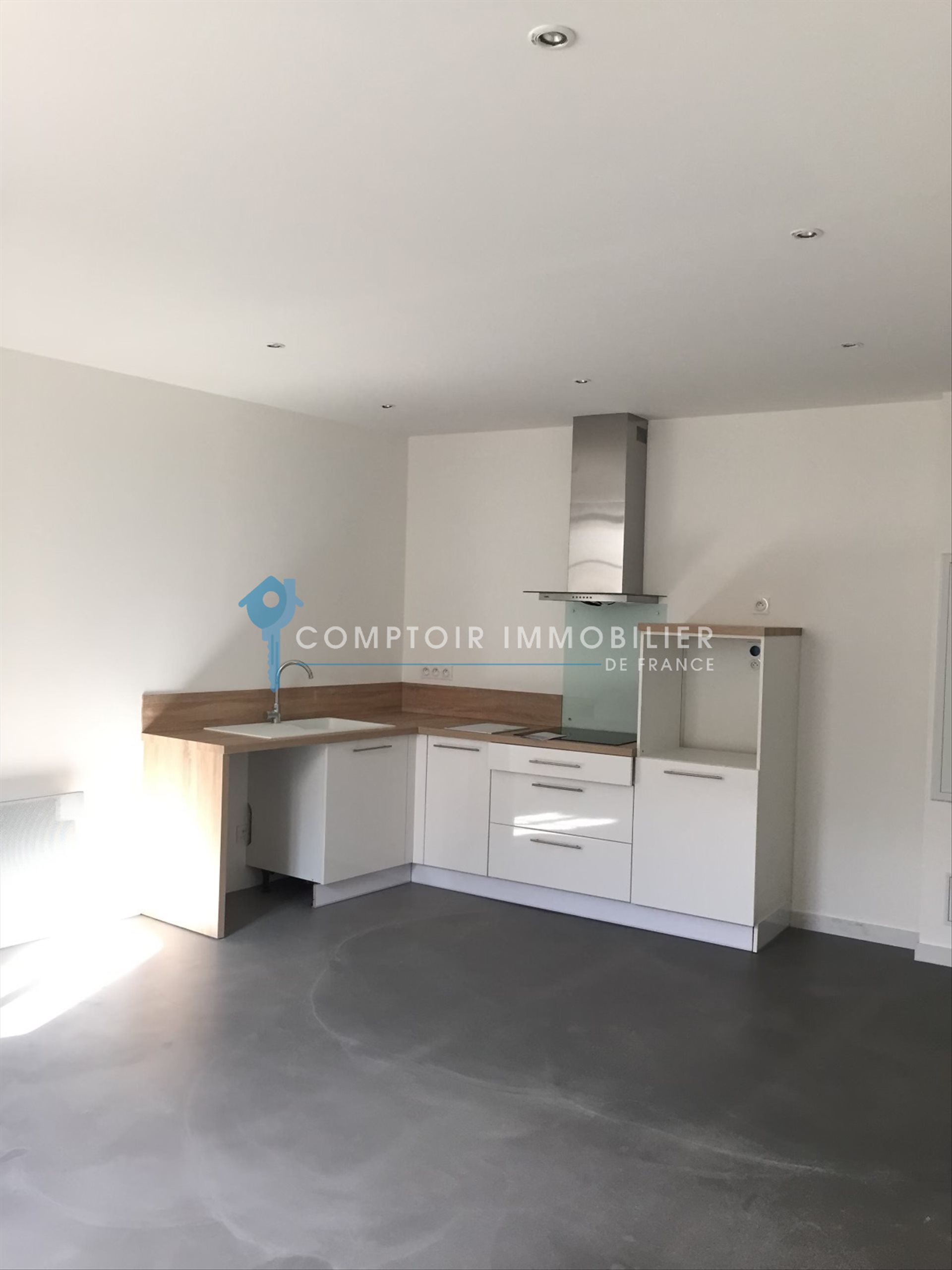 Appartement à louer, 50m², Bernis