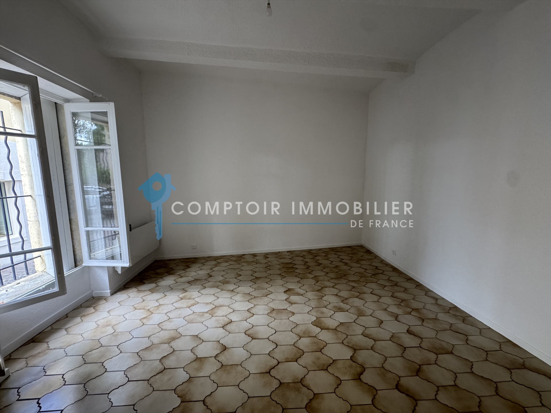 Appartement à louer, 44m², Vergèze