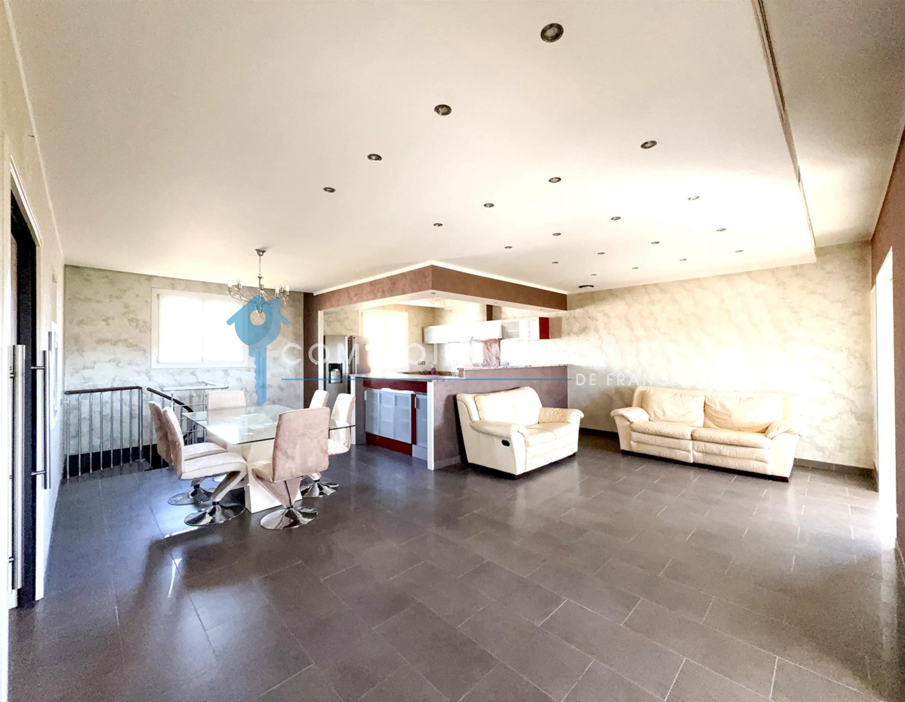 Maison à vendre, 165m², Marignane