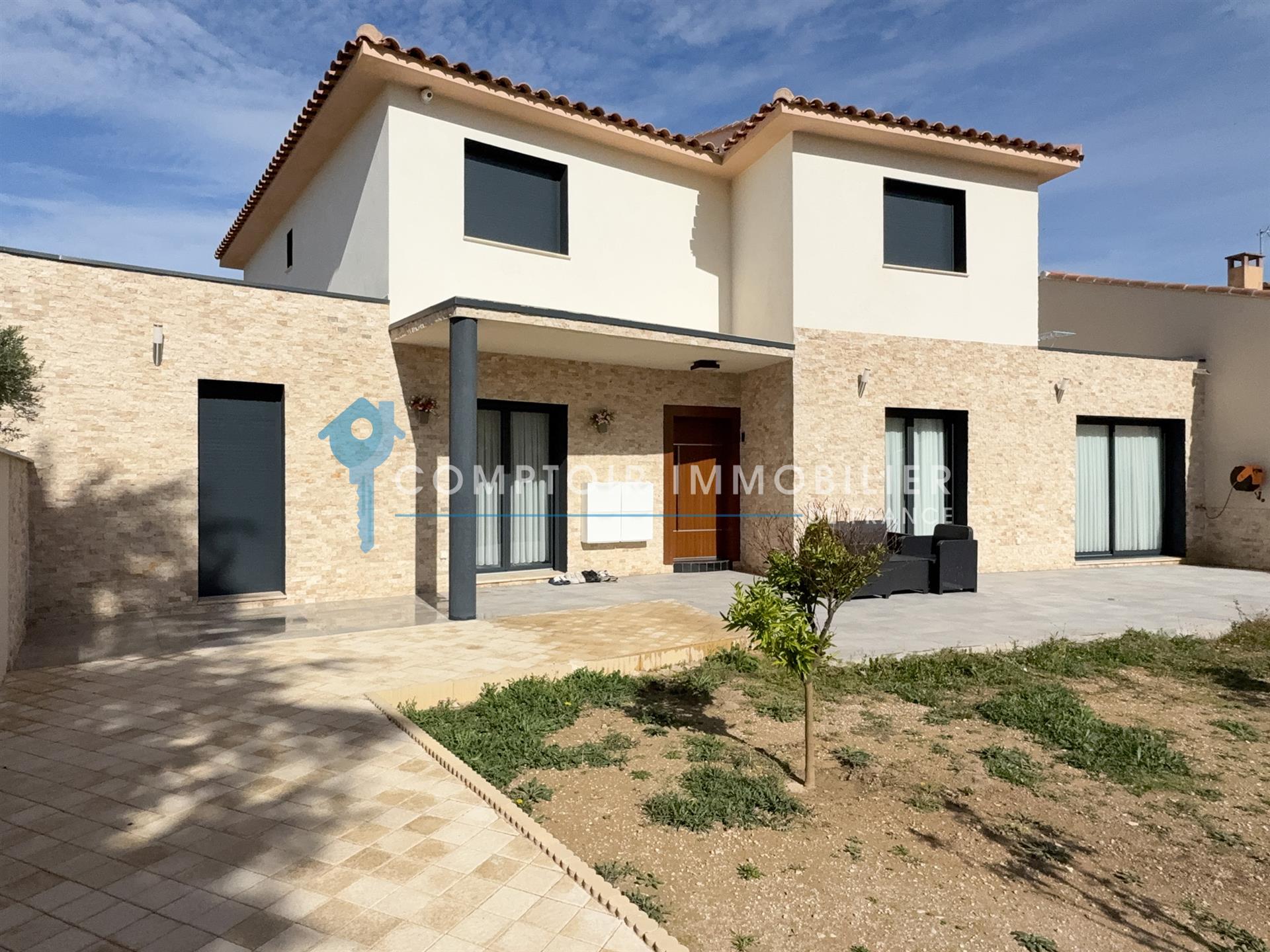 Maison à vendre, 244m², Marignane