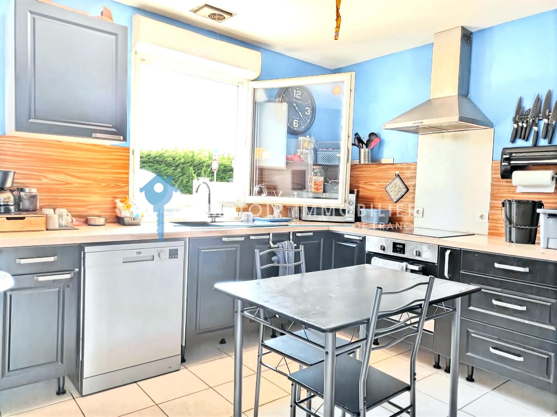 Maison à vendre, 92m², Lescout