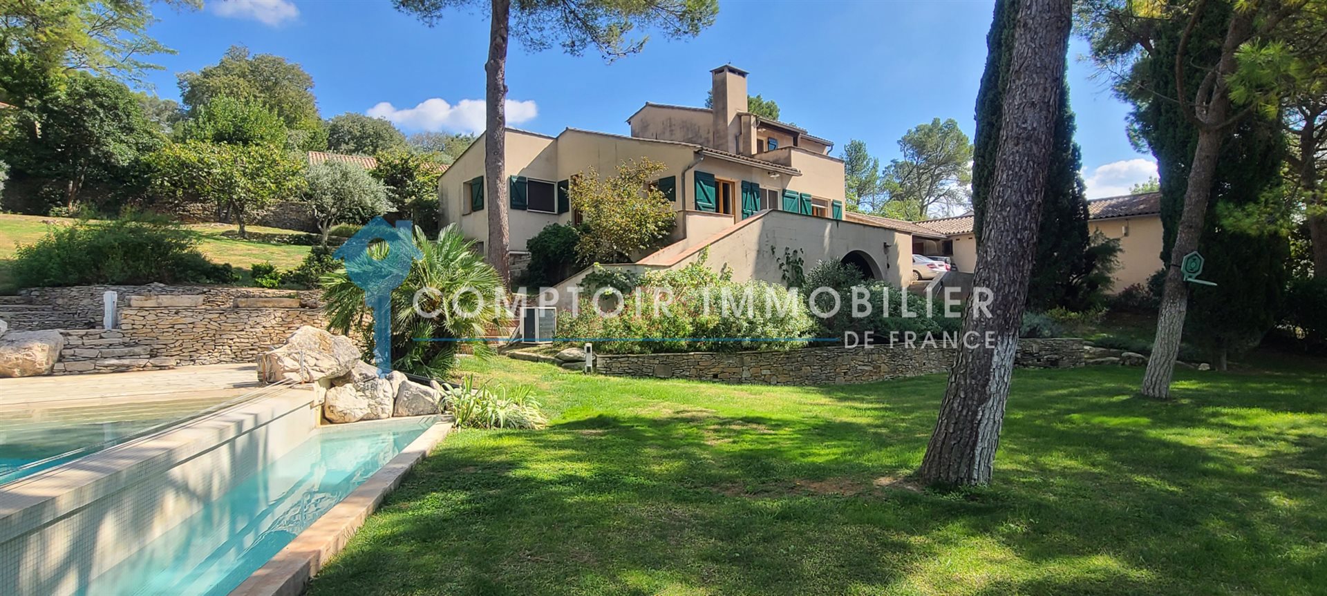Maison à vendre, 261m², Nîmes