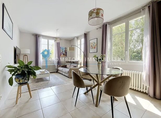 Maison à vendre, 104m², Nîmes