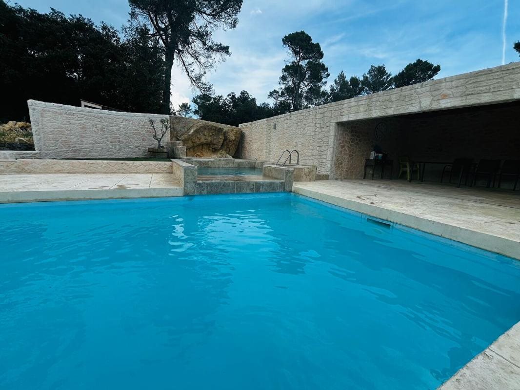 Maison à vendre, 191m², Brignoles