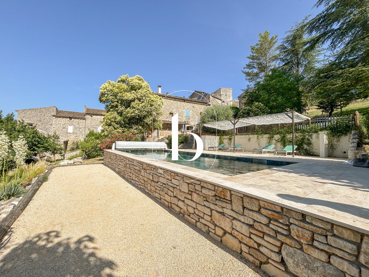 Maison à vendre, 232m², Barjac