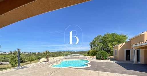 Maison 6 pièces 140 m² · à Barjac · 140 m² · 465 000 €
