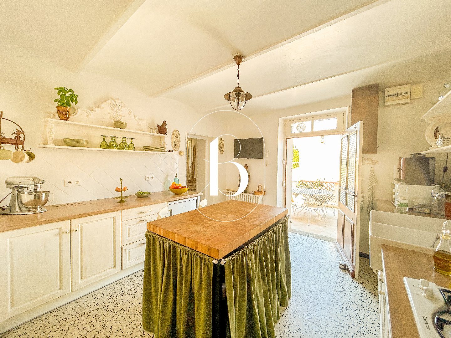 Maison à vendre, 79m², Barjac