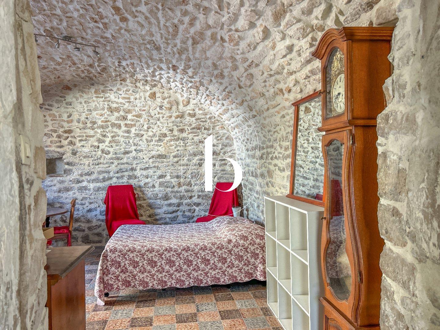 Maison à vendre, 143m², Barjac