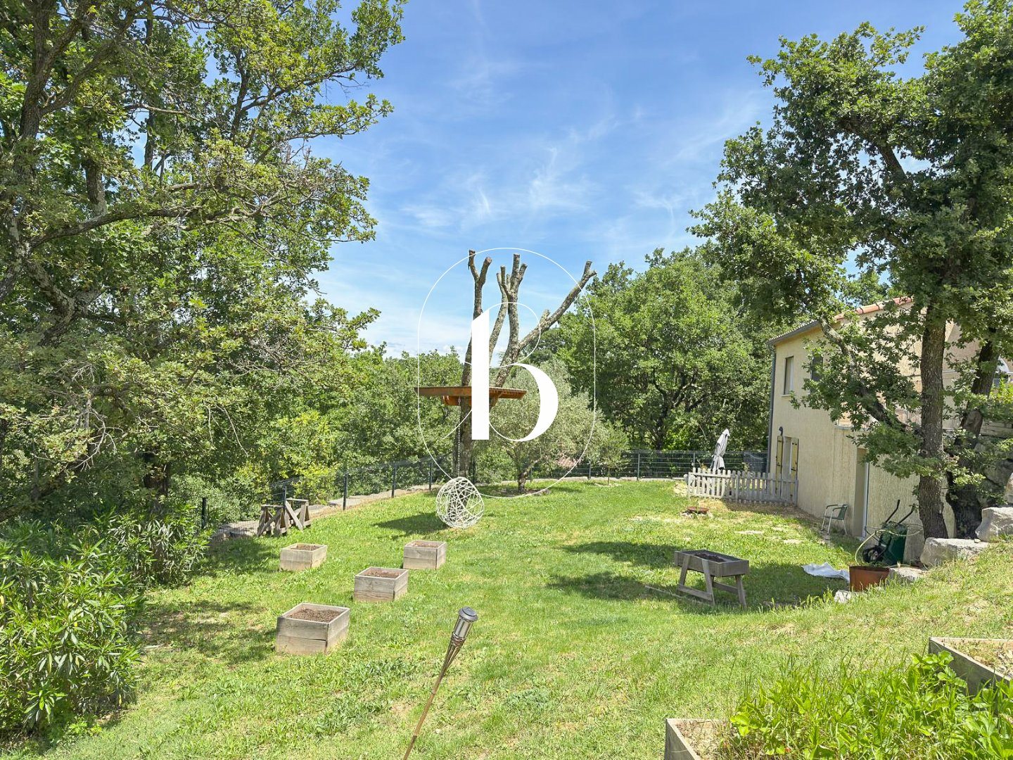 Maison à vendre, 130m², Barjac