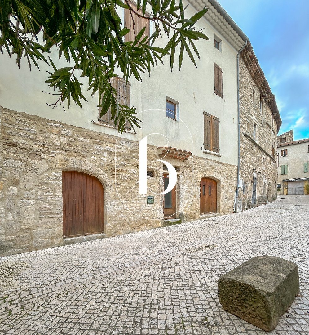 Maison à vendre, 82m², Barjac