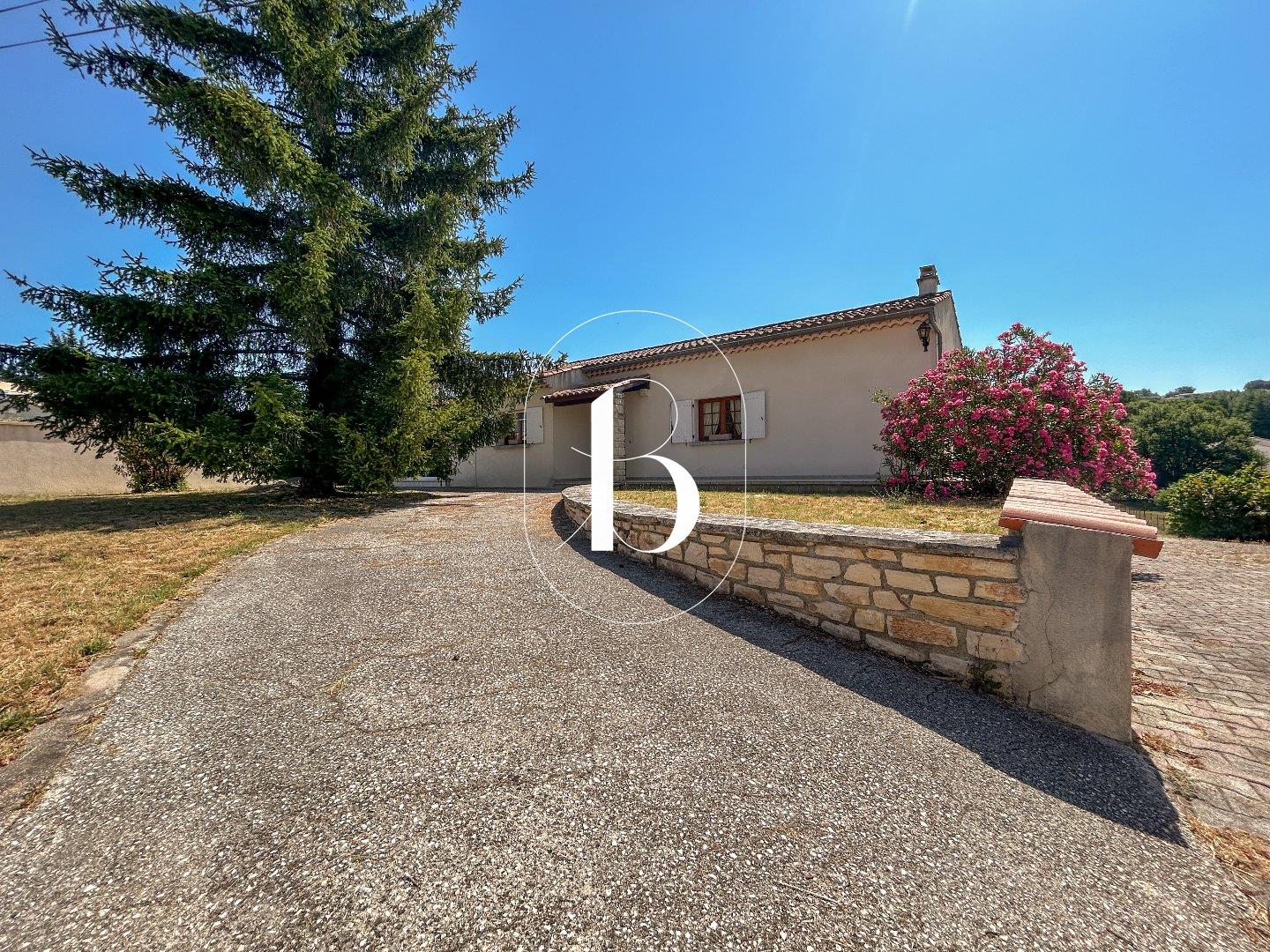 Maison à vendre, 212m², Barjac