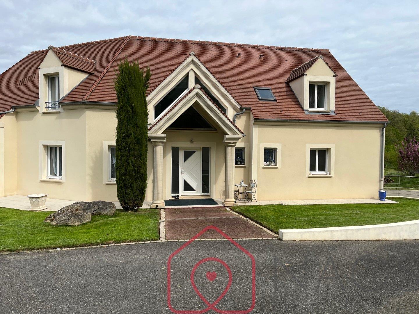 Maison à vendre, 260m², Saint-Pierre-lès-Nemours