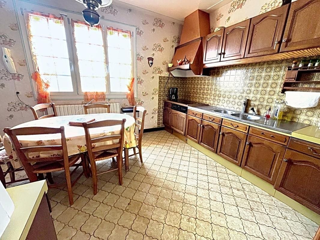 Maison à vendre, 169m², Noailles