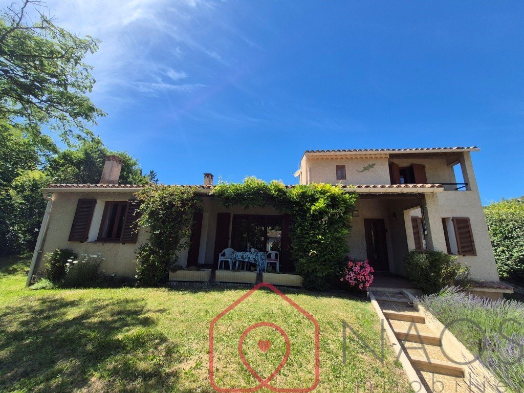 Maison à vendre, 136m², Mane