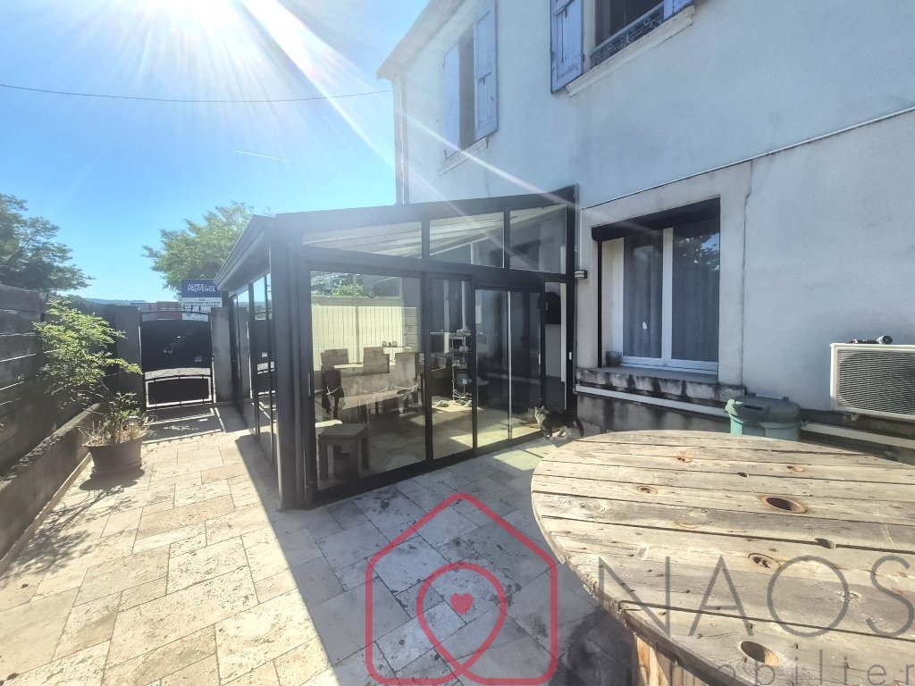 Maison à vendre, 143m², La Brillanne