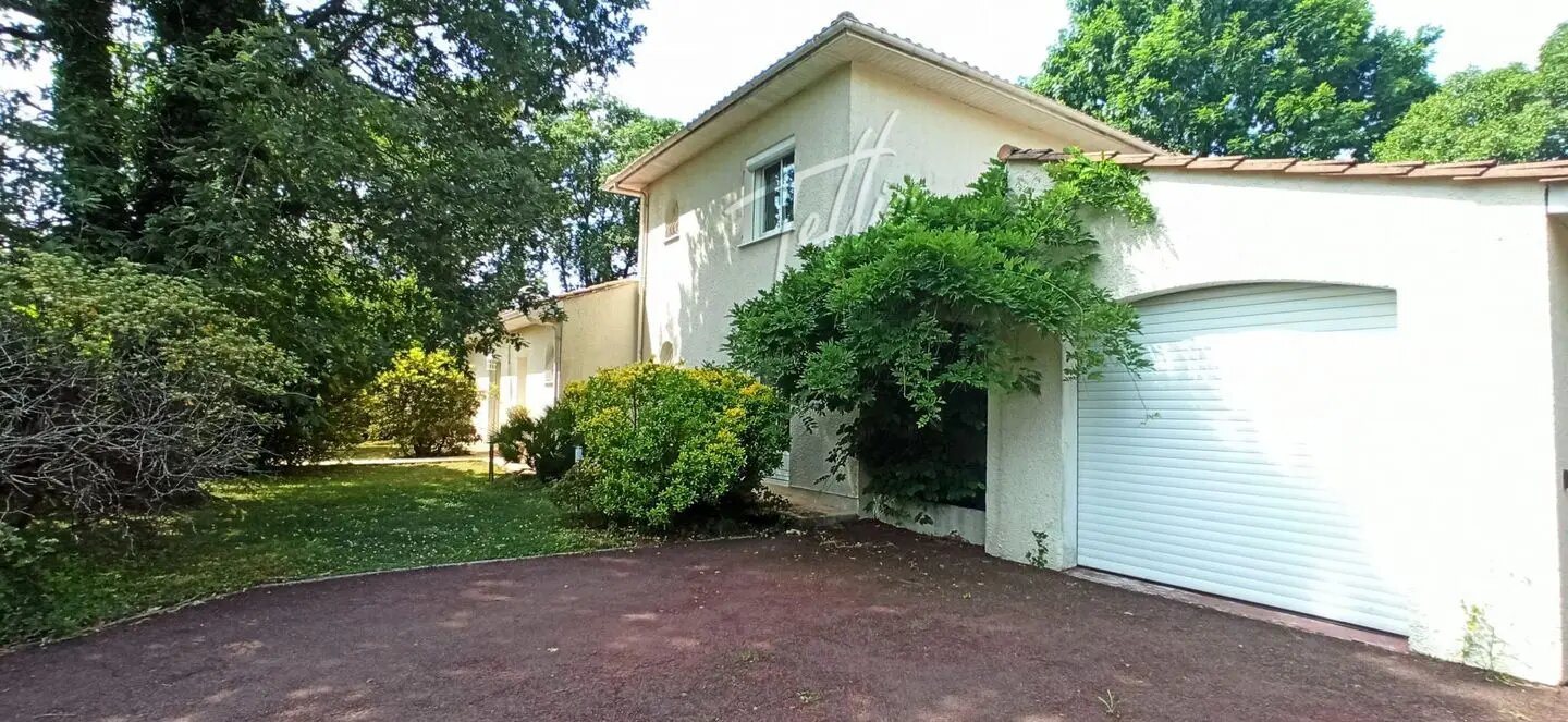 Maison à vendre, 204m², Saint-Aubin-de-Médoc