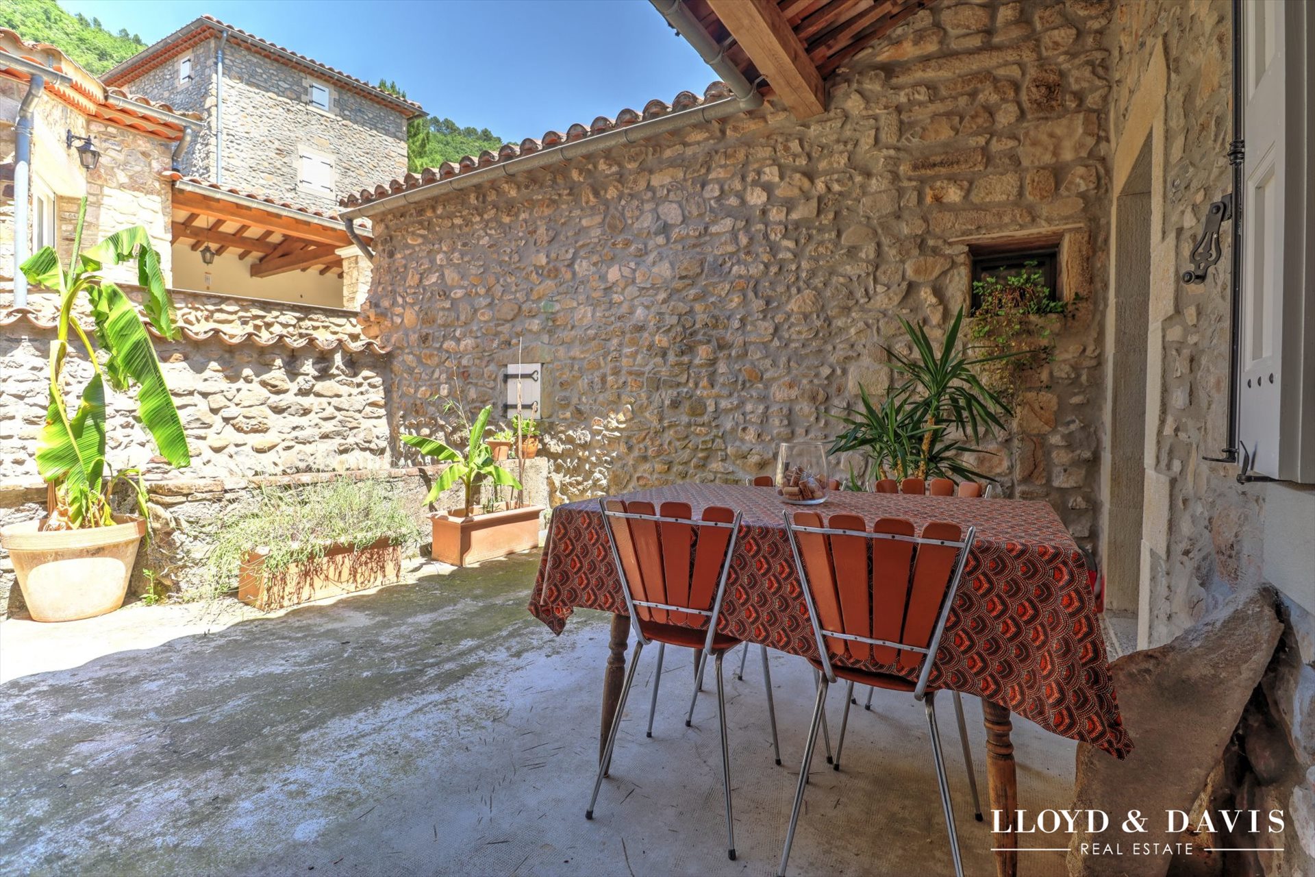 Maison à vendre, 187m², Meyrannes