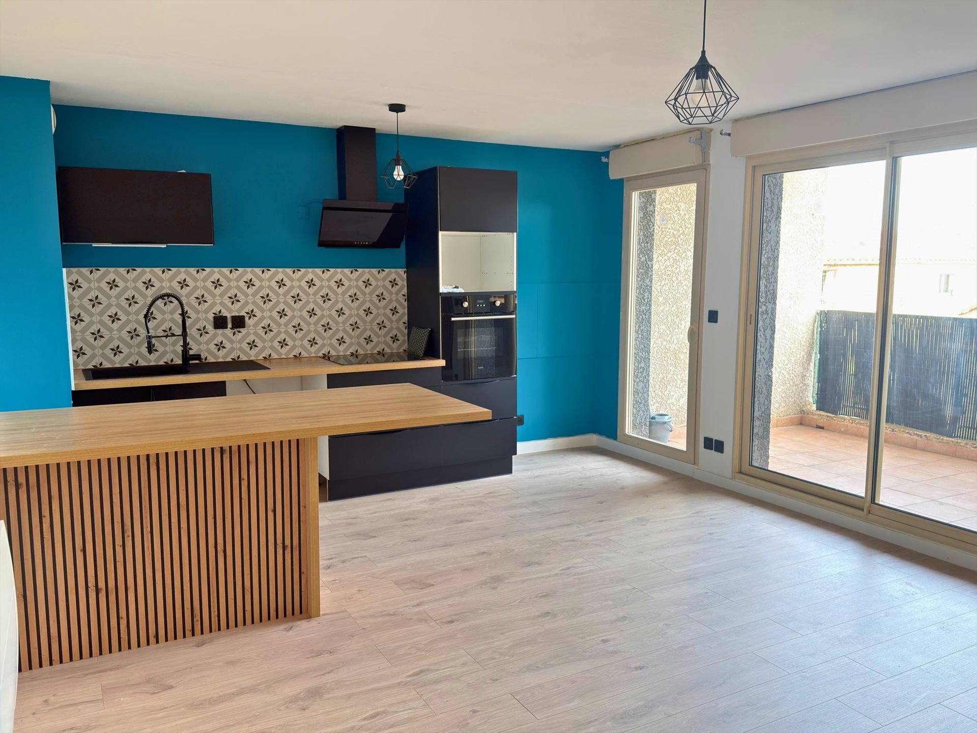 Appartement à louer, 62m², Théza