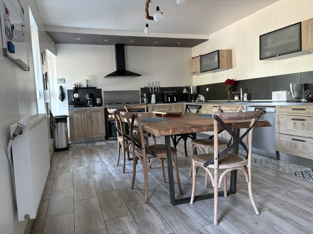 Maison à vendre, 242m², Cheffois