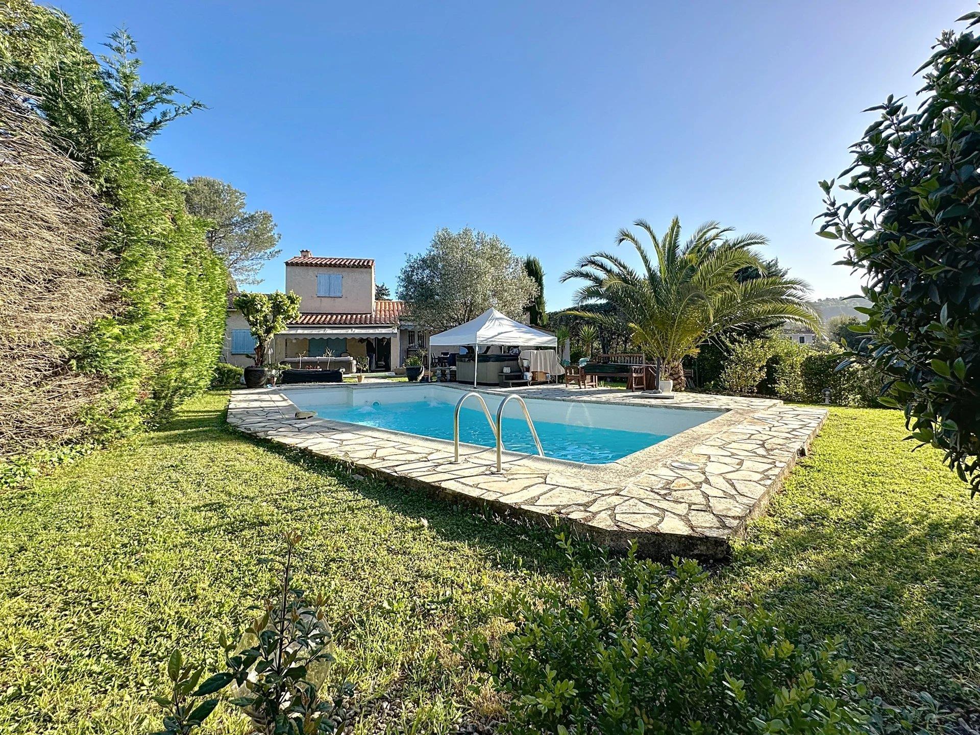 Maison à vendre, 106m², Mougins