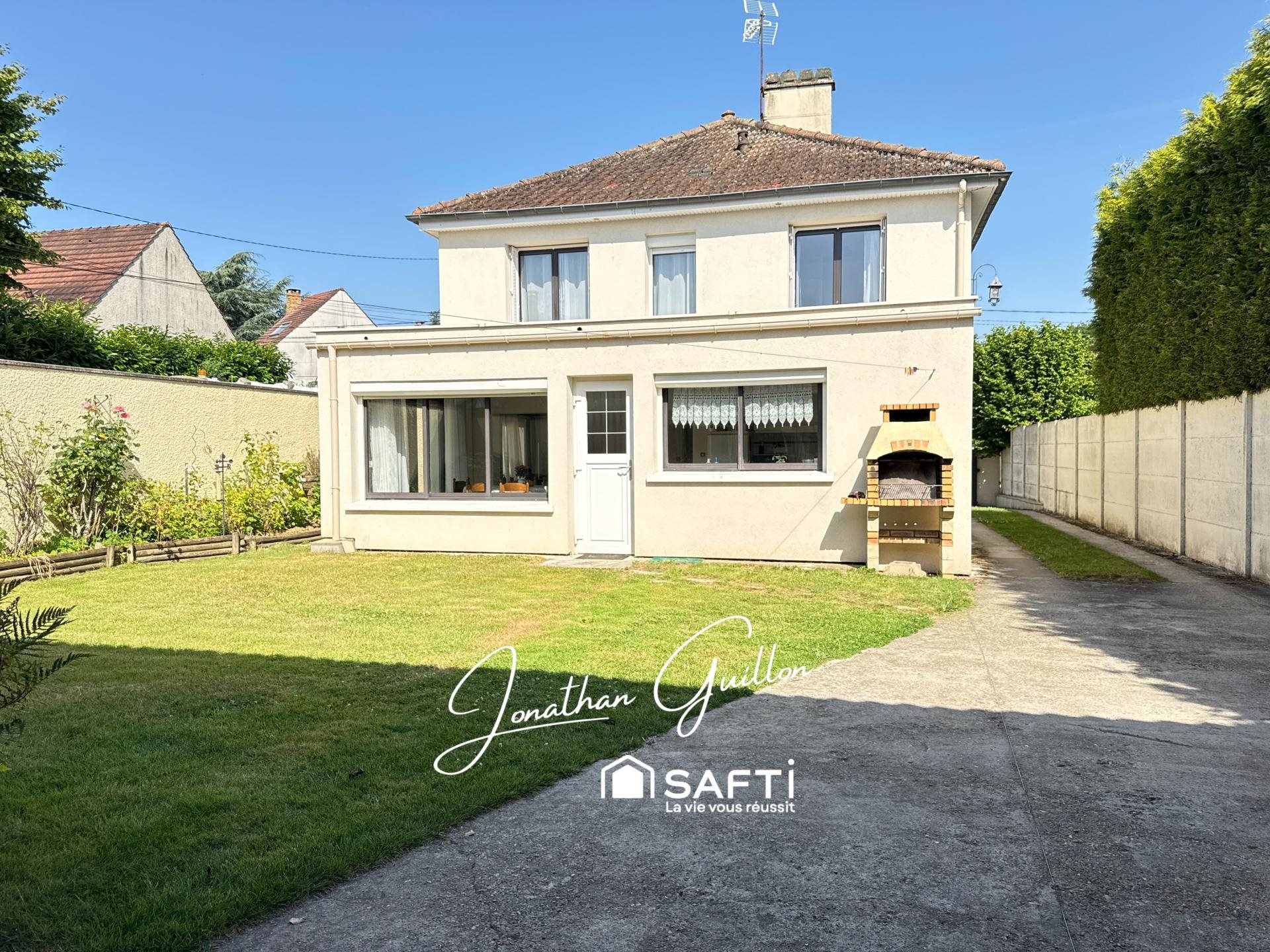 Maison à vendre, 123m², Villeneuve-le-Comte