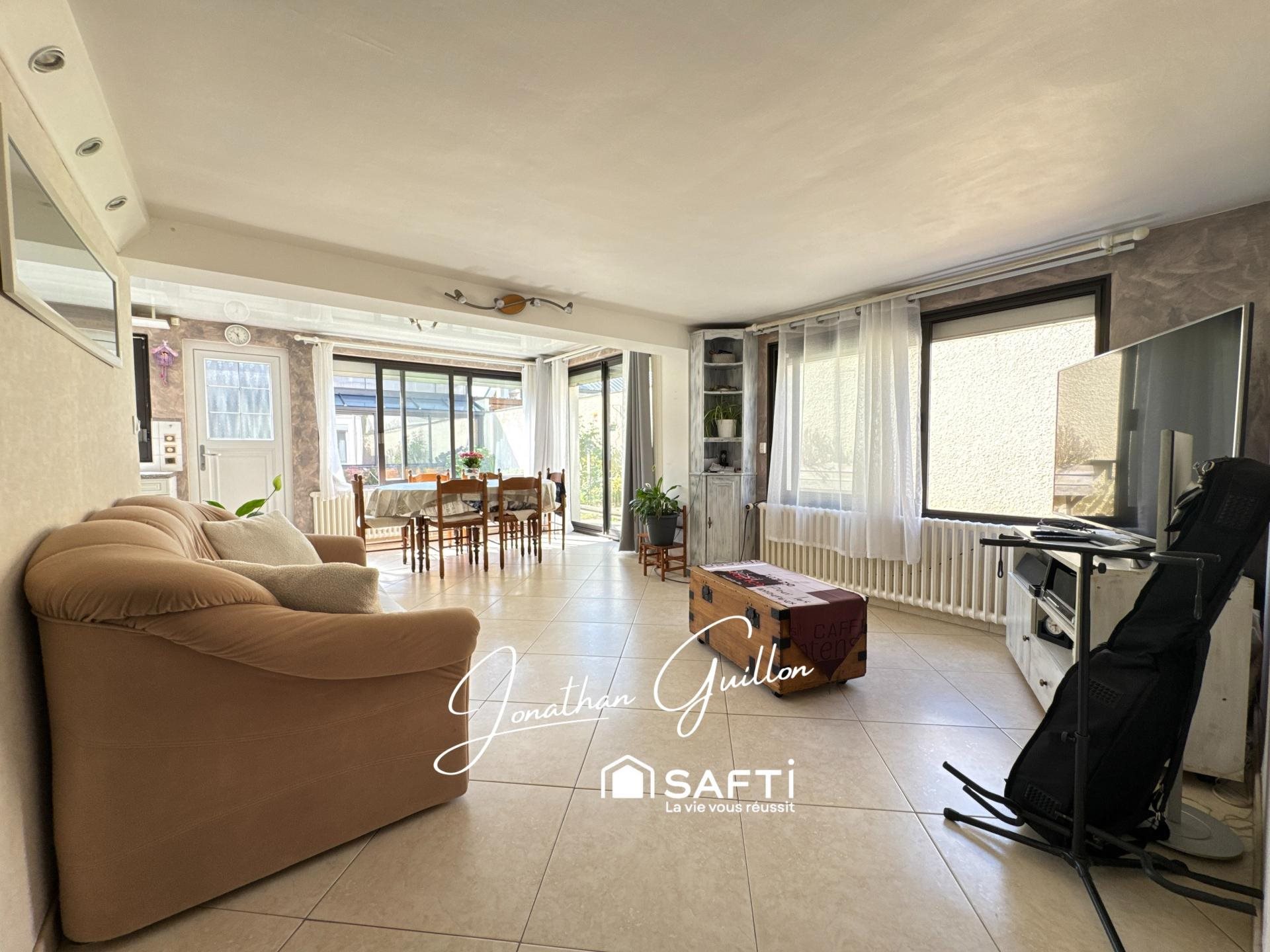 Maison à vendre, 123m², Villeneuve-le-Comte
