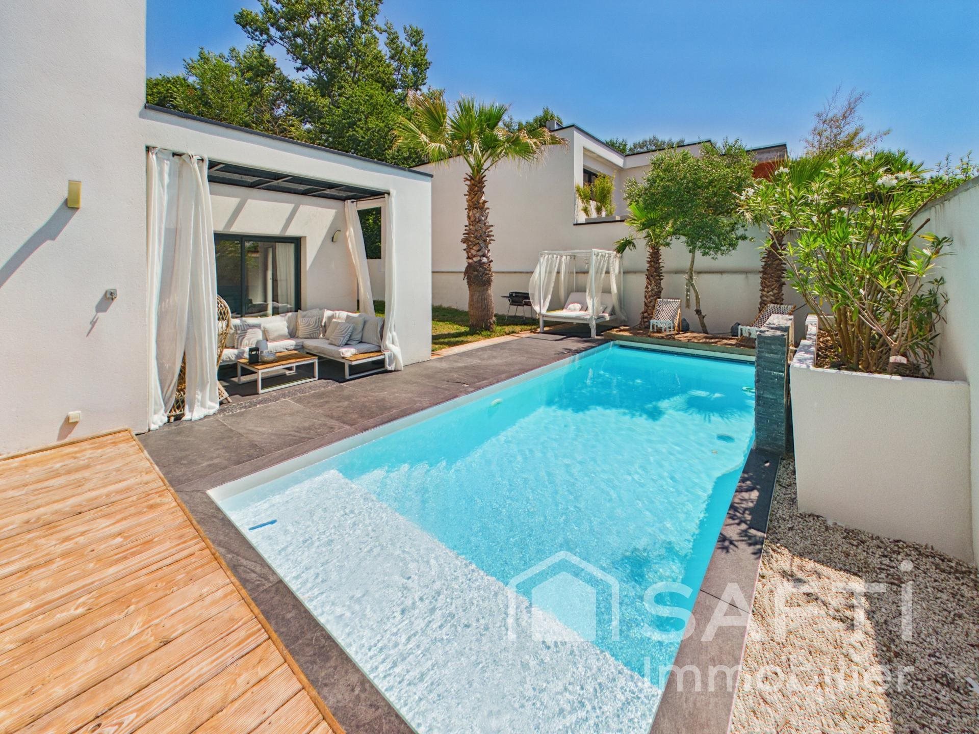 Maison à vendre, 140m², Saint-Médard-en-Jalles