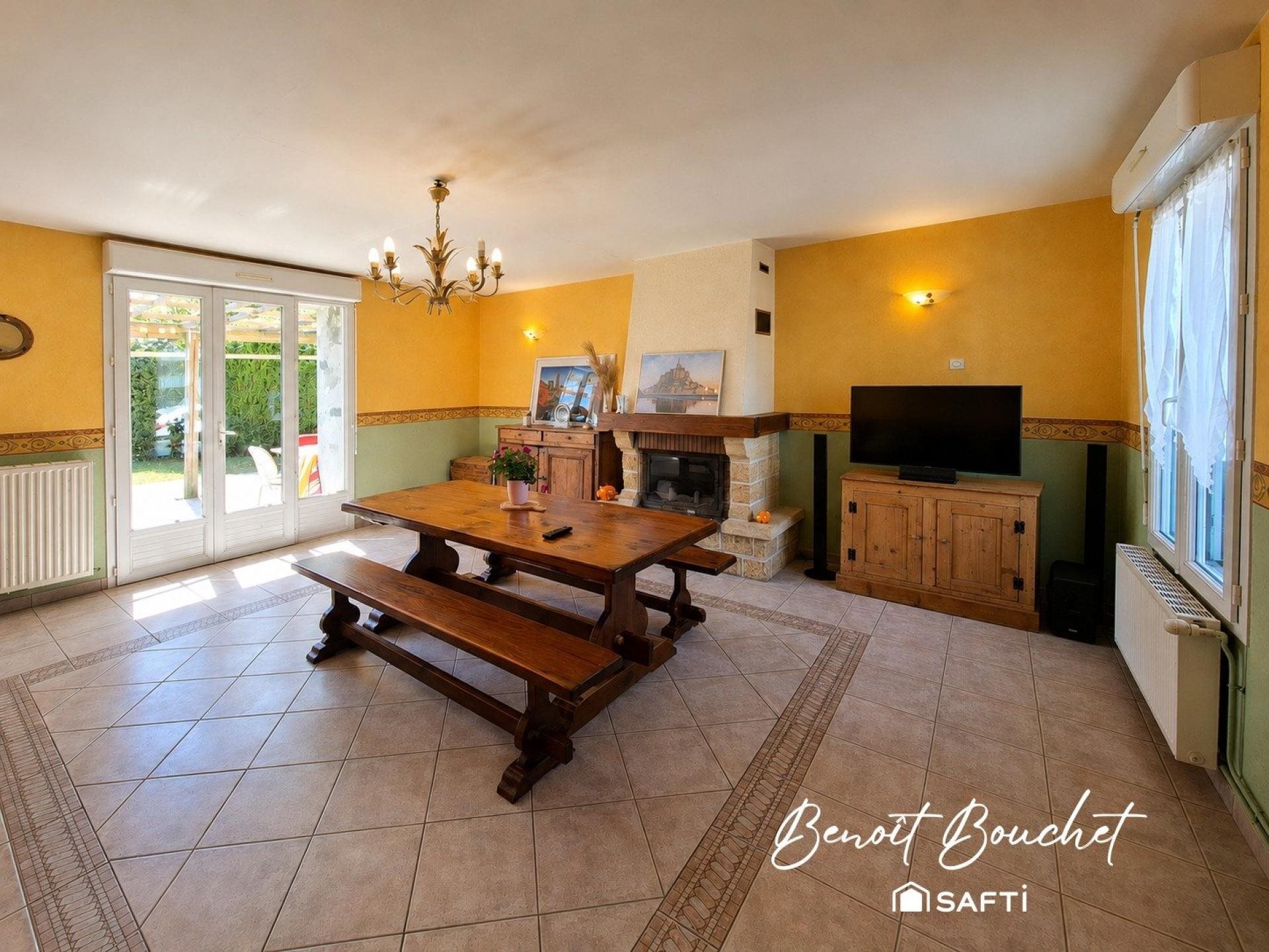 Maison à vendre, 120m², Carpiquet