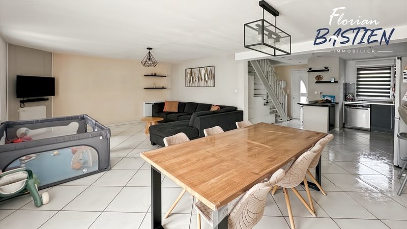 Maison à vendre, 114m², Petite-Forêt