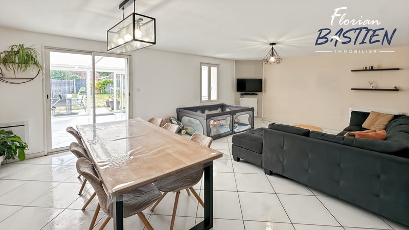 Maison à vendre, 114m², Petite-Forêt