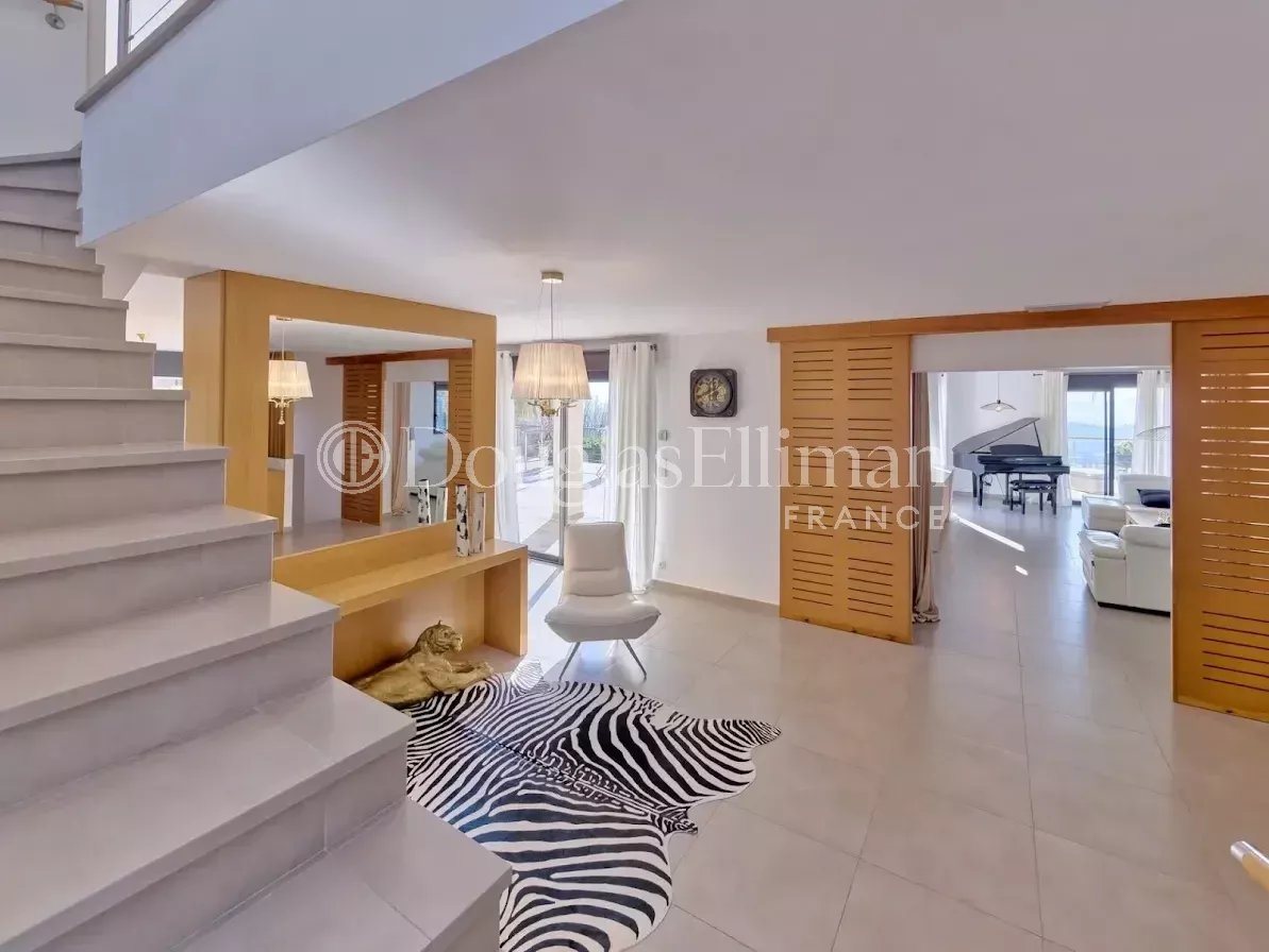 Maison à vendre, 280m², Châteauneuf-Grasse